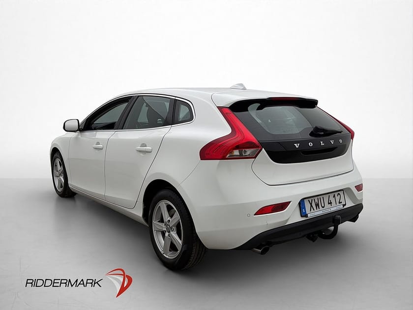 Bild 4 av Volvo V40 T3 150hk Momentum Värmare Dragkrok 2 Brukare