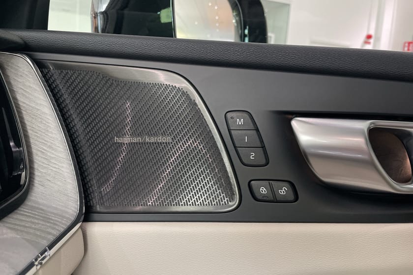Bild 2 av Volvo XC60 Recharge T6 II Plus Dark Edition.
