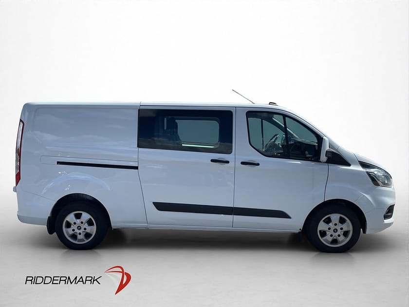 Bild 2 av Ford Transit Custom 340 Crew Van transit-custom CrewVan L2 Värm Dragkrok B-Kamera 6-Sits