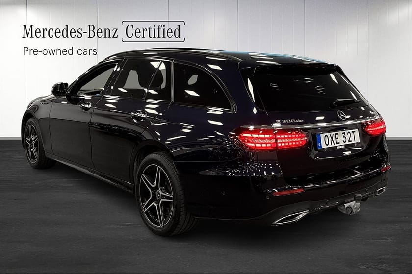 Bild 4 av Mercedes-Benz E 300 T de 4MATIC AMG Burmester Drag Panorama Minnestolar