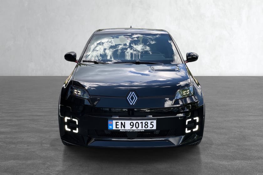 Bilde 2 av Renault 5 E-Tech Norges feteste lille elbil - R5, et ikon gjenoppstår !