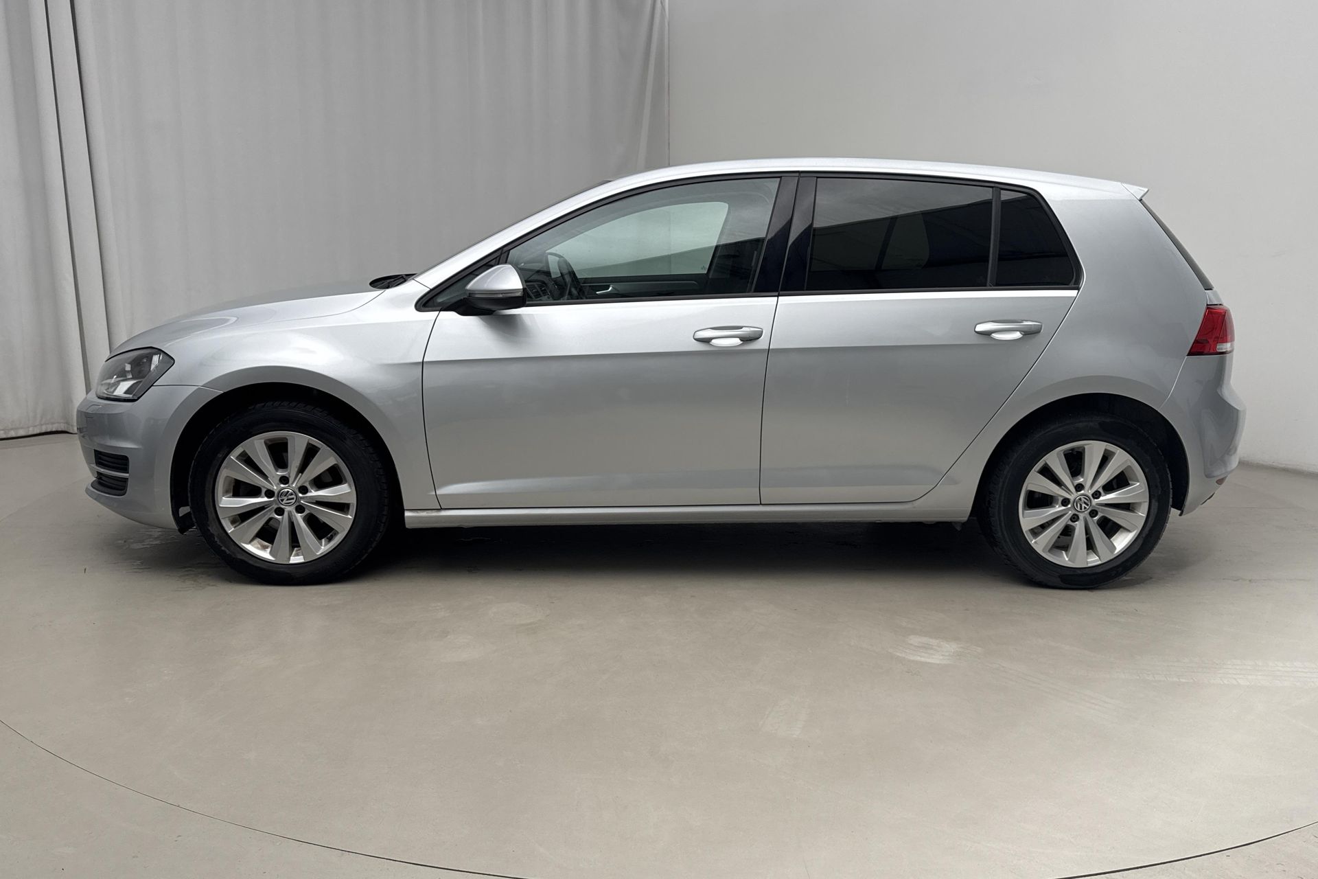 Volkswagen Golf 1.2 TSI BMT 2016, bild 2/10