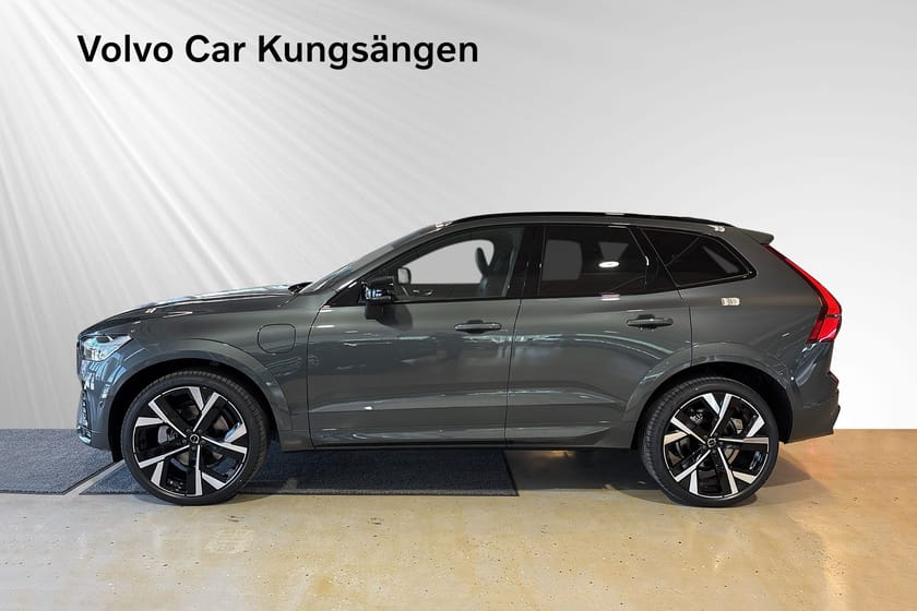 Bild 4 av Volvo XC60 T6 Plus Dark Nordic Edition Loungepaket /Panoramaglastak/Luftfjädring/22TUM *LAGERBIL
