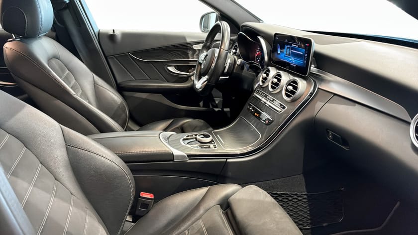 Bild 3 av Mercedes-Benz C 200 T d KOMBI AMG Line Dragkrok