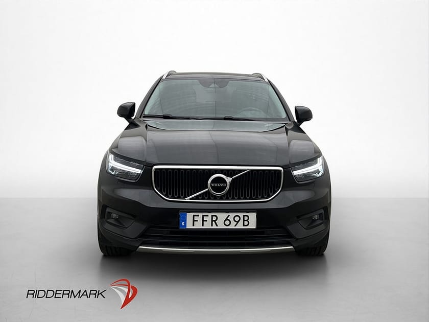 Bild 2 av Volvo XC40 B4 197hk Momentum Värmare Kamera Drag Navi BLIS