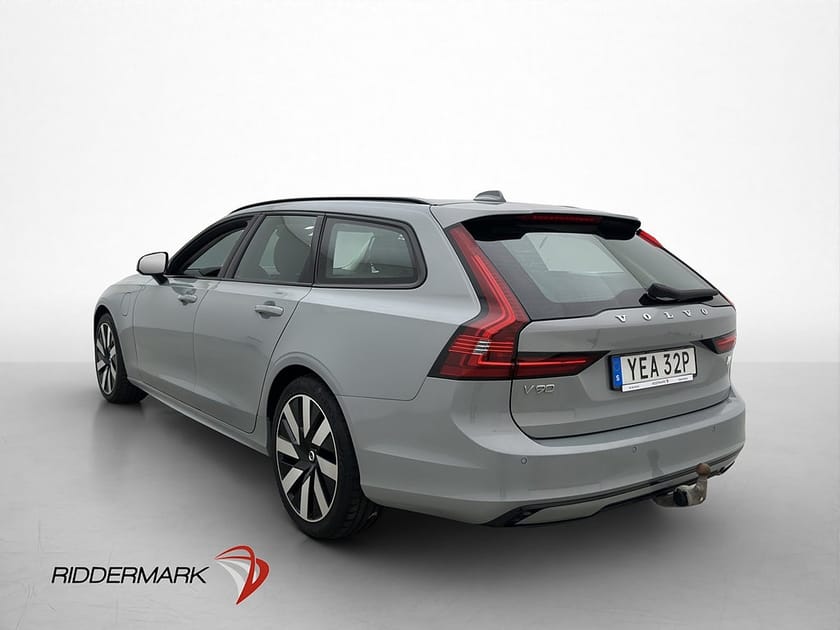 Bild 5 av Volvo V90 T6 AWD 350hk Plus Dark MOMS Drag Kamera Elvärmare