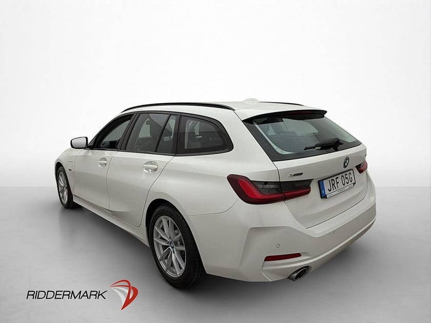 Bild 5 av BMW 330e xDrive Touring 292hk CarPlay Wide Navi Farthållare Dragkrok