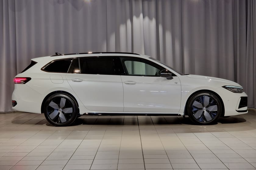 Bild 4 av Volkswagen Passat Sportscombi 2.0 TDI 193 DSG7 4M R-LINE