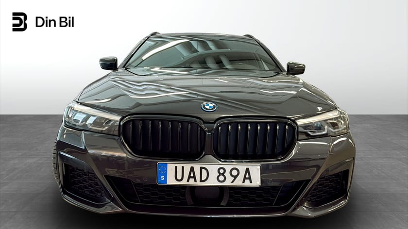 Bild 4 av BMW 530e xDrive Touring M-sport | Vinterhjul