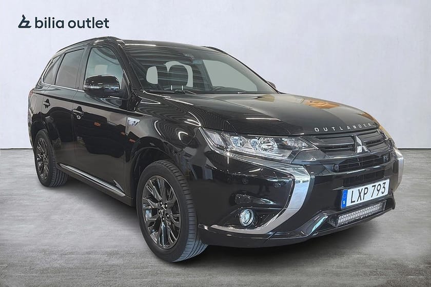 Bild 2 av Mitsubishi Outlander PHEV CVT Edition 100 Panorama 360°Kamera Dragkrok
