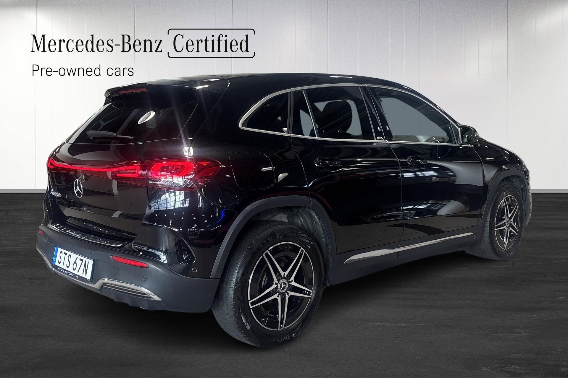 Mercedes-Benz EQA 250+ AMG Line 2023, photo 4/10