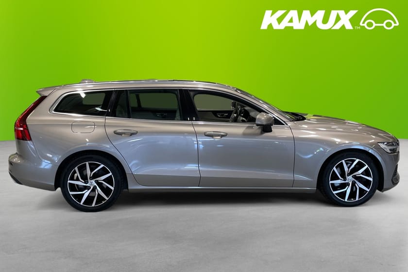 Bild 2 av Volvo V60 T8 AWD Inscription Läder Pano H/K Orrefors Nybesiktigad