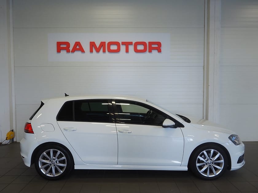 Bild 4 av Volkswagen Golf 1.4 TSI 150hk DSG Automat R-Line Adaptiv Farthållare