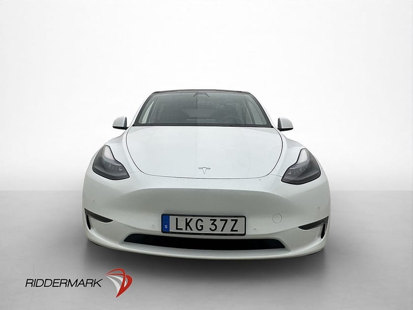 Bild 3 av Tesla Model Y Long Range AWD 514hk Drag Pano Värmepump