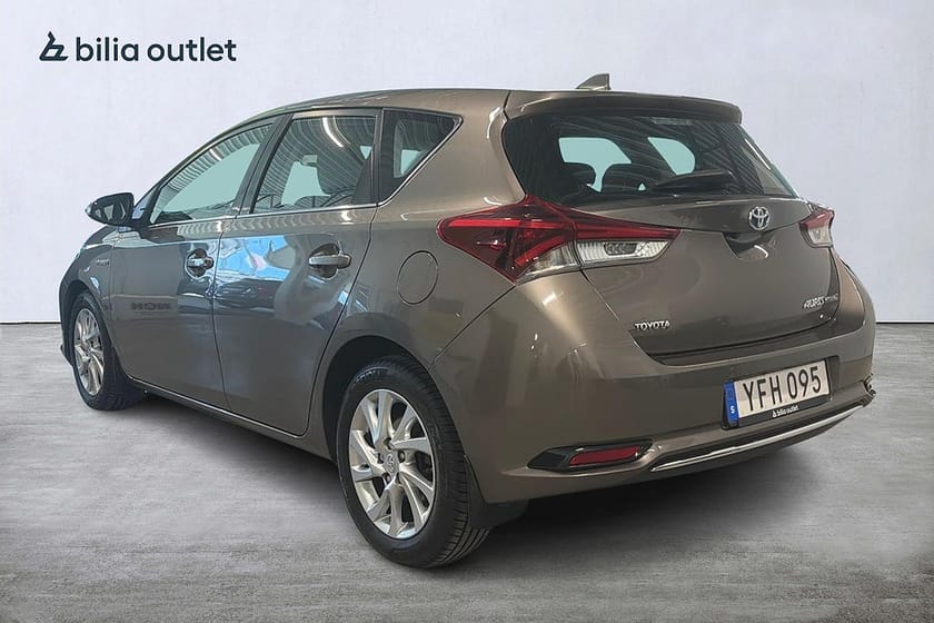 Bild 3 av Toyota Auris Hybrid e-CVT Active B-kamera Motorväme