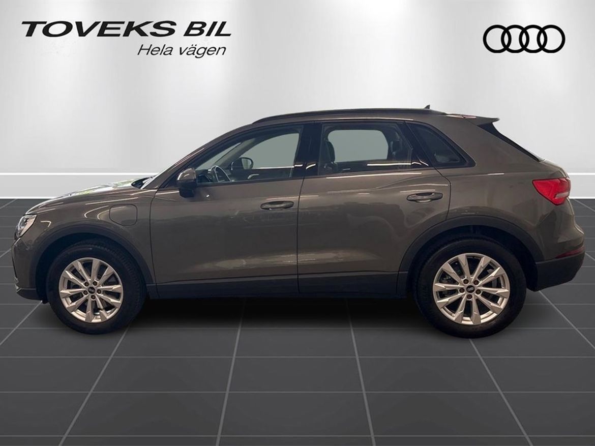 Audi Audi Q3 45 TFSI e — bild 5