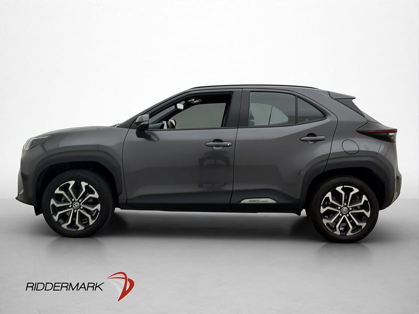 Bild 4 av Toyota Yaris Cross Hybrid AWD-i Active Plus Nav Drag Kamera