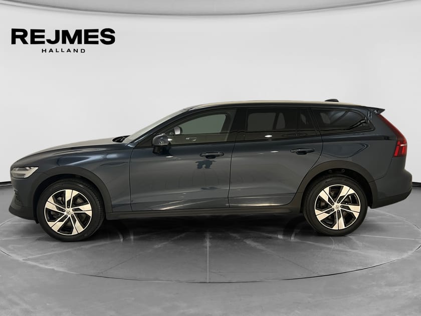 Bild 3 av Volvo V60 Cross Country B4 AWD Diesel Adv SE | Dragkrok | H/K | Parkeringskamera bak