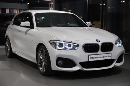 BMW 120i M Sport / Dragkrok / Rattvärme / Hifi