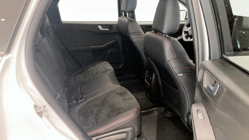 Bild 5 av Ford Kuga Plug-In Hybrid ST Line X 2.5 225 hk