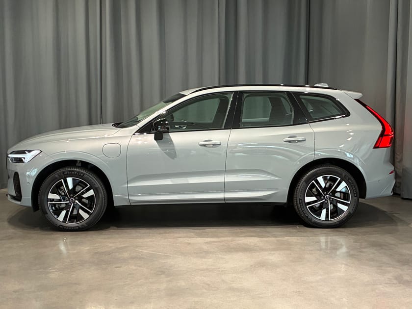 Bild 5 av Volvo XC60 T6 Plus Dark Nordic Edition *V-HJUL/DRAG*