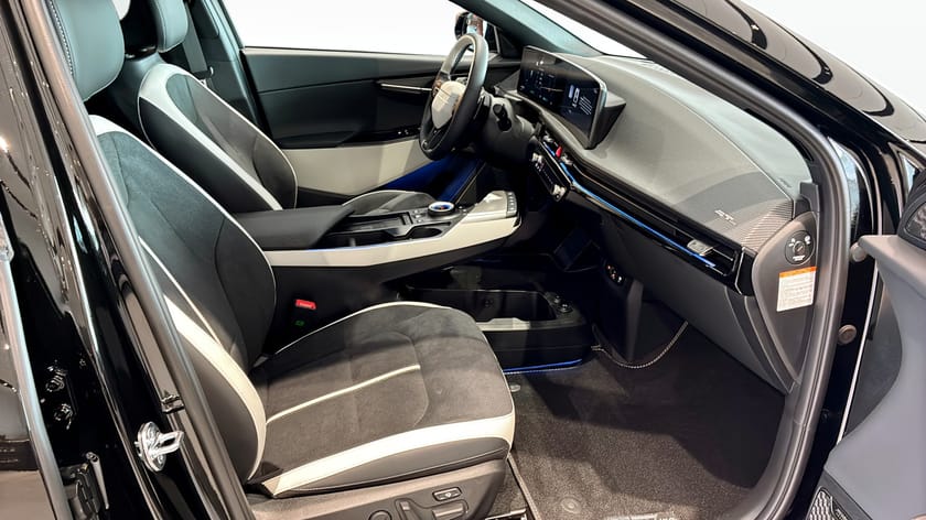Bild 3 av Kia EV6 AWD Long Range GT LINE 20" SOLLUCKA 84kWh *DEMO*