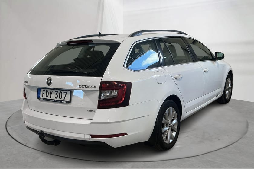 Bild 3 av Škoda Octavia Kombi III 2.0 TDI CR Combi 4x4 (150hk)