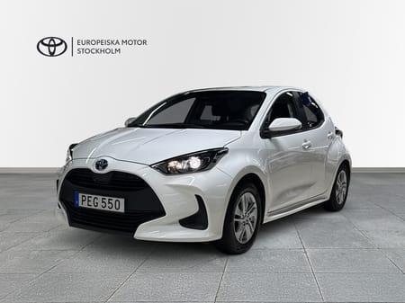 Toyota Yaris Hybrid 1,5 5D ACTIVE / V-hjul
