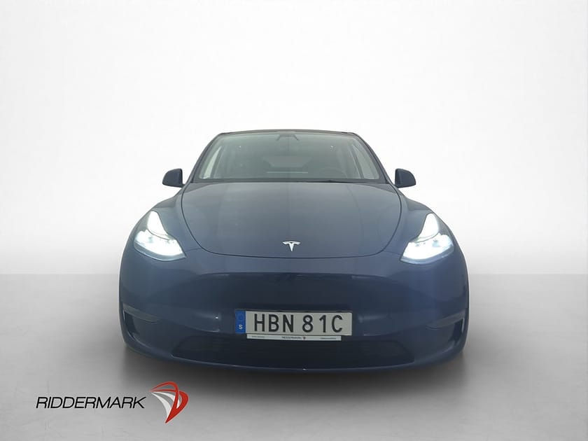 Bild 3 av Tesla Model Y Long Range AWD Drag Pano Skinn Kamera Värmare