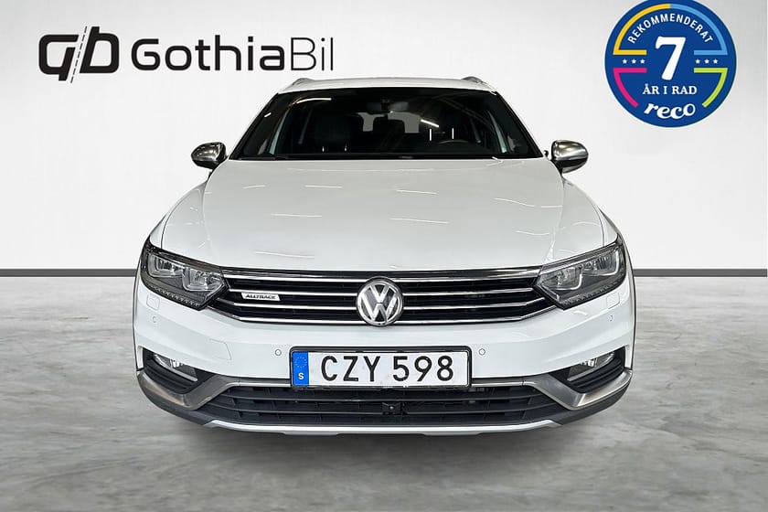 Bild 2 av Volkswagen Passat Alltrack 2.0 TDI 190hk 4Motion B-Kamera Farthållare Värmare