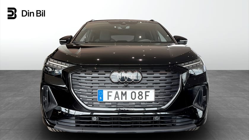 Bild 4 av Audi Q4 55 e-tron quattro q S-line / Editon one / Evolutionspaket / Dragk