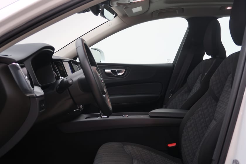 Bild 4 av Volvo XC60 Recharge T6 Core Edition/Pano