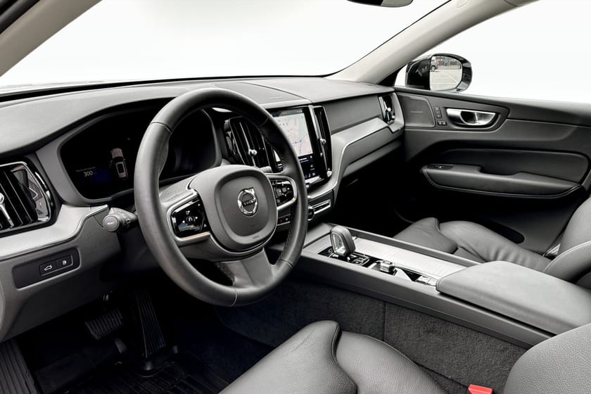 Bild 5 av Volvo XC60 T6 Plus Dark Nordic Edition