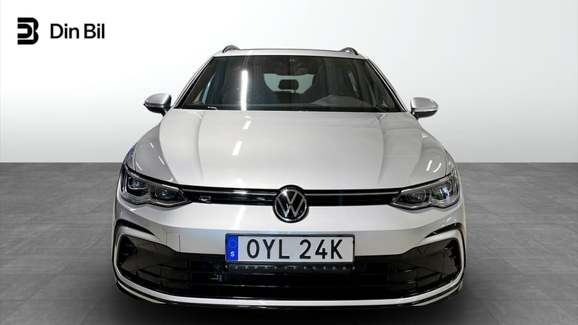 Bild 4 av Volkswagen Golf Sportscombi 1.5 eTSI 150hk R-Line Värmare Drag B-Kam Pano