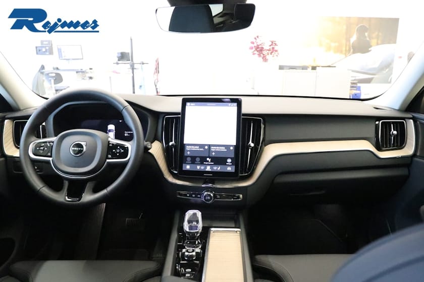 Bild 5 av Volvo XC60 T6 Plus Dark Nordic Edition