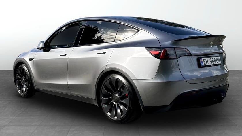 Bilde 3 av Tesla Model Y Performance Performance/21"org. s+v/hengerfeste. Som ny/en eier