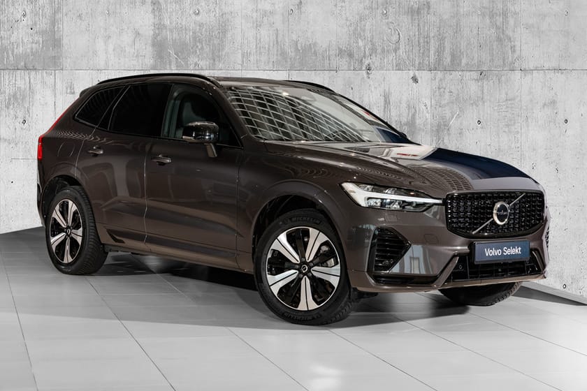 Bilde 1 av Volvo XC60 Recharge T6 Plus Dark | Krok | H&K | Skinn