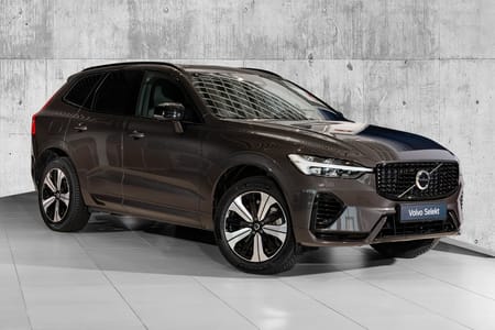 Volvo XC60 Recharge T6 Plus Dark | Krok | H&K | Skinn