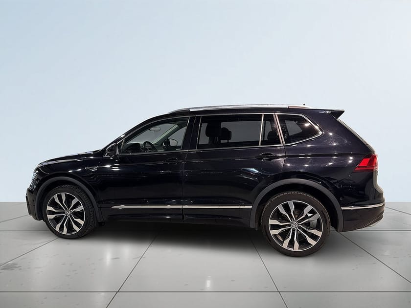 Bild 4 av Volkswagen Tiguan Allspace 7-sätes 7-sits 2.0 TDI DPF 4M GT Drag Dvärm Kamera SoV