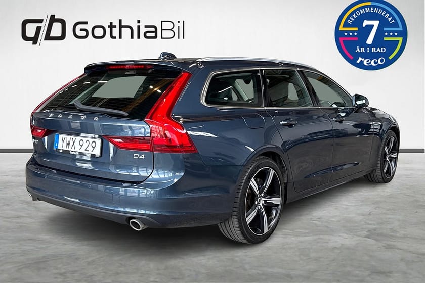Bild 5 av Volvo V90 D4 Geartronic Momentum Värmare Adaptiv ACC LED VOC