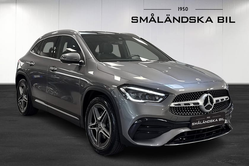 Bild 3 av Mercedes-Benz GLA 200 AMG Line Panorama Darg 163hk