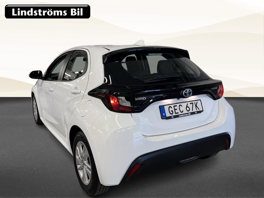 Bild 4 av Toyota Yaris Hybrid Active Komfortpaket 1.5 116hk S&V-Hjul Moms