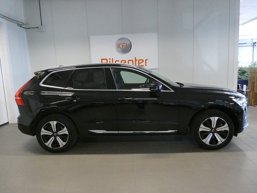 Bild 3 av Volvo XC60 Recharge 18,8kWh T6 AWD Plus H&K-360°-Värmare-Drag-SoV