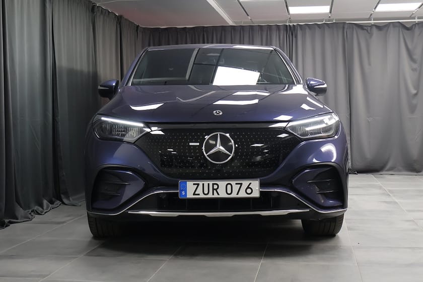 Bild 3 av Mercedes-Benz EQE SUV 500 4MATIC 96kWh AMG Line Advanced Plus Drag Keyless