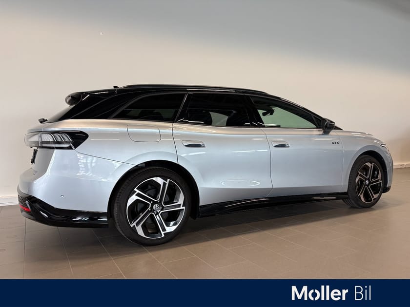 Bilde 3 av Volkswagen ID.7 GTX Tourer Stasjonsvogn 4Motion 86kWh Exclusive