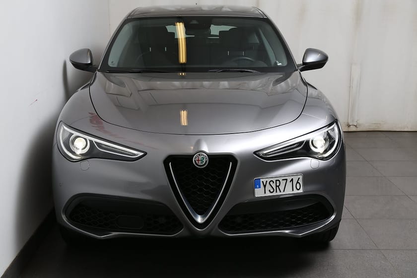 Bild 5 av Alfa Romeo Stelvio 2,0 Turbo 16V Q4 200hk AWD Aut