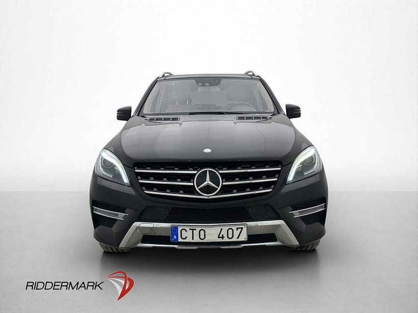Bild 2 av Mercedes-Benz ML 350 BlueTEC 4MATIC 258hk AMG Pano H/K Navi Värmare Drag