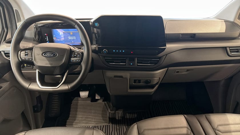 Bild 4 av Ford Tourneo Custom 320 Titanium 2.0TDCI 170HK Automat | 9-sits |