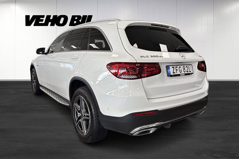 Bild 4 av Mercedes-Benz GLC 300 de 4MATIC AMG Line | Drag | BACKKAMERA | Fotsteg |