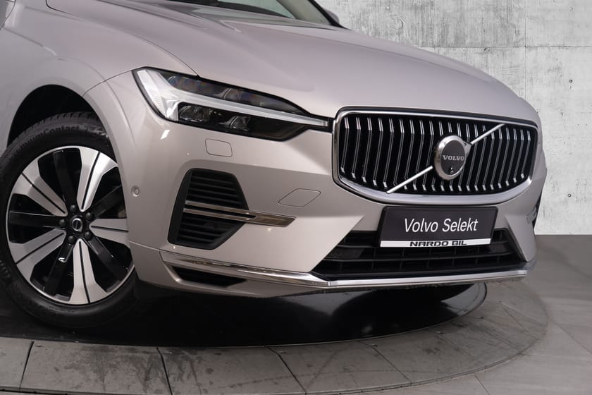 Bilde 2 av Volvo XC60 T6 Plus Bright. Krok/Soltak/Harman Kardon/Svingb.LED